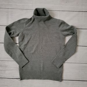 French Connection Grey Turtleneck Size Medium